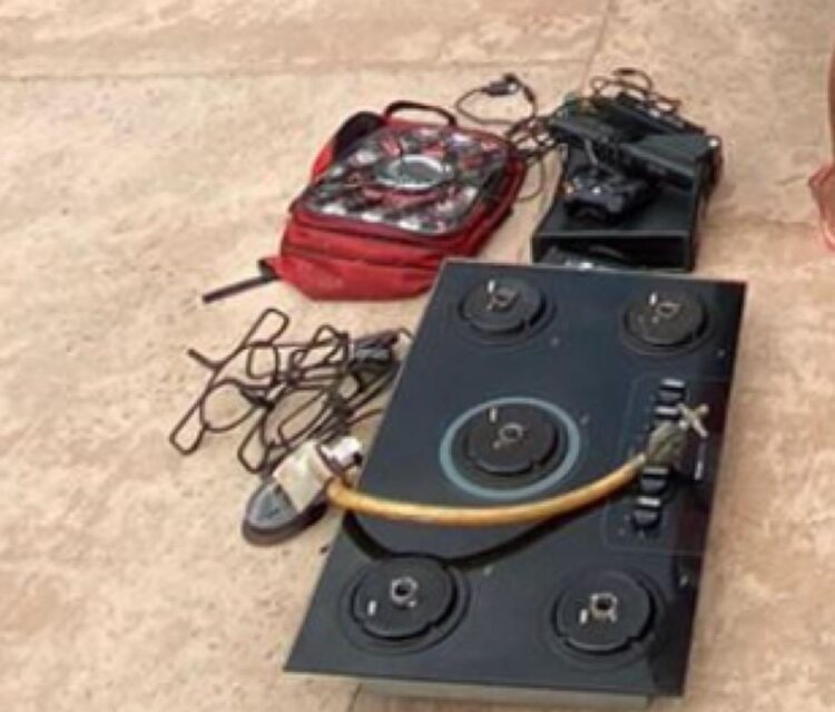 Casal é preso com fogão cooktop e um videogame XBOX furtados no Itamaracá