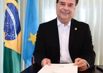 Senador conquista 58,8% dos R$ 150 mi assinados em convênios entre o Governo e a Prefeitura de CG