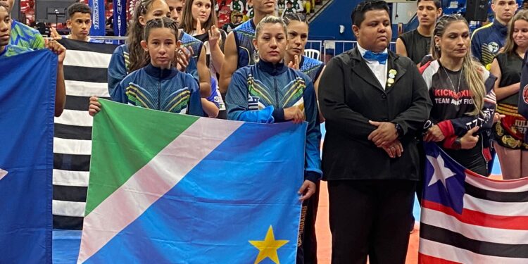 Lutador Jorge Vera leva o segundo lugar na Copa Brasil de Kickboxing, na Capital