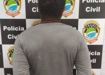 Homem é preso por passar as mãos na virilha de menina de 14 anos, em Miranda