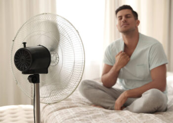 Especialista do Instituto do Sono ensina como dormir bem no calor