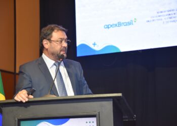 Em palestra no Paraguai, Longen leva exemplo de avanço industrial de Mato Grosso do Sul