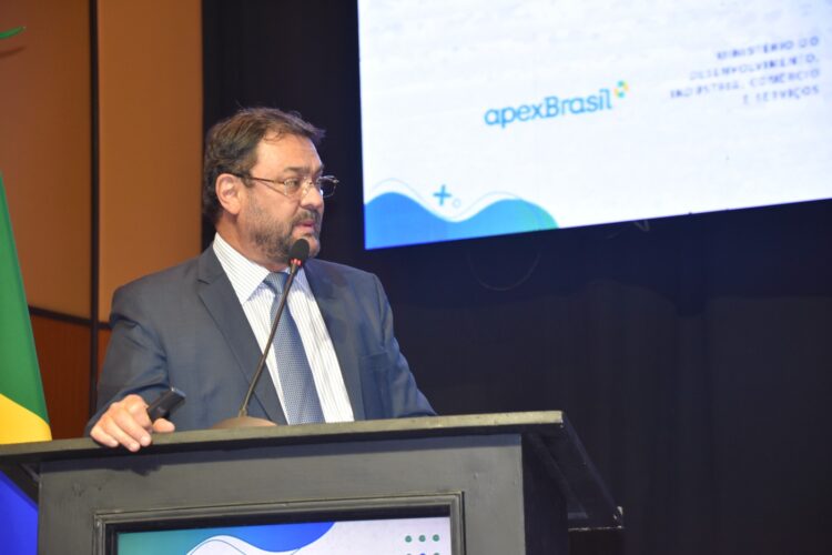 Em palestra no Paraguai, Longen leva exemplo de avanço industrial de Mato Grosso do Sul