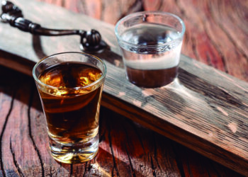 Cachaça, pinga ou aguardente? 13/8, Dia da Cachaça, descubra 8 curiosidades sobre a primeira bebida destilada das Américas