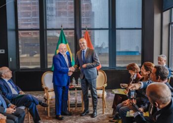 Com presidente da Suíça, Lula trata de acordo comercial entre Mercosul e EFTA