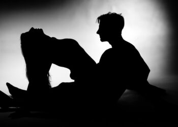 Hoje é Dia do Sexo: Como abrir a relação podem auxiliar as relações sexuais de casados