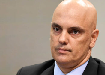 Desembargador que atacou Moraes ficará cara a cara com ministro ao defender réu do 8/1