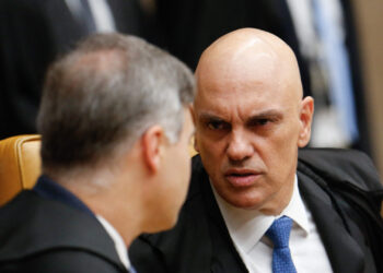 Pena pelo 8/1 no STF tem controvérsia em acúmulo de crimes e debate sobre golpe ou vandalismo