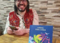 Escritor denuncia uso de religião para disseminar discurso de ódio em livro de poemas
