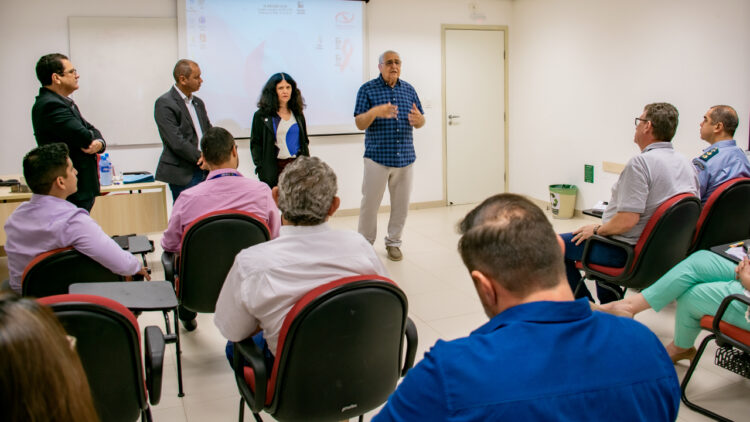 TCE-MS reúne instituições para discutir Termo de Cooperação sobre transporte escolar