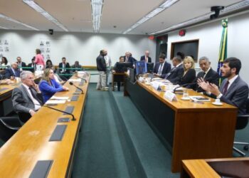 MPT defende reconhecimento de vínculo de emprego de condutores por aplicativo