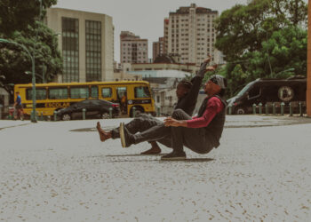 Espetáculos premiados ‘Fio do Meio/Vertigem’ da carioca Cia Gente serão apresentados na Ary Coelho e no SESC Cultura