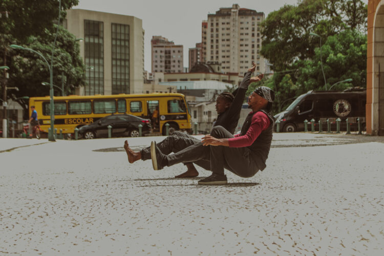 Espetáculos premiados ‘Fio do Meio/Vertigem’ da carioca Cia Gente serão apresentados na Ary Coelho e no SESC Cultura