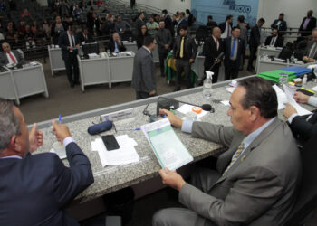 Na Câmara Municipal, é aprovada repactuação do piso do magistério e outros 4 projetos