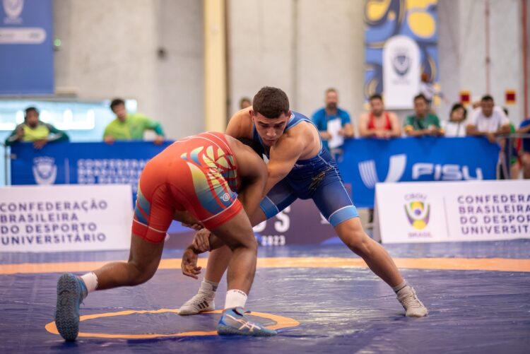 Pelo terceiro ano seguido, MS domina o wrestling nos Jogos Universitários Brasileiros e segue invicto