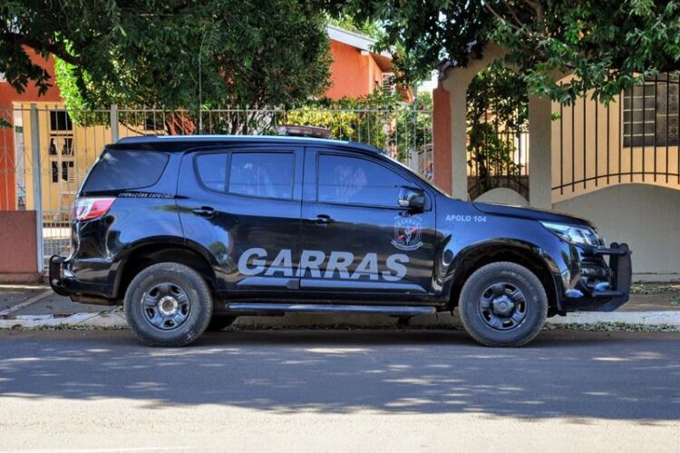 GARRAS resgata casal mantido em cativeiro e prende 4 por sequestro, em Campo Grande