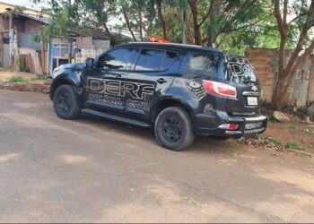 No Morada Verde, 2 criminosos de associação para o tráfico e 1 foragido são presos