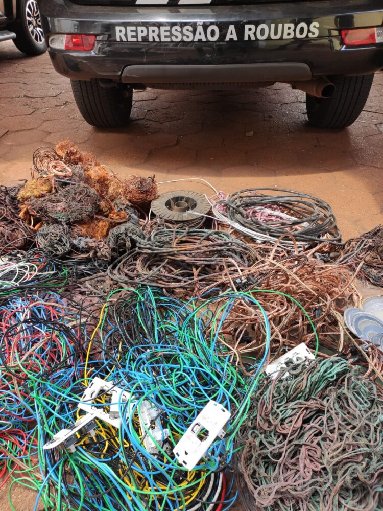 Comércio clandestino de fios de cobre é descoberto em bairro de Campo Grande