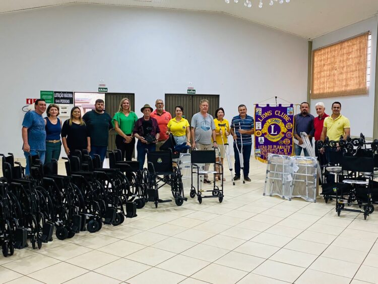 Entidade recebe equipamentos de órtese e prótese adquiridos com emenda de Coronel David