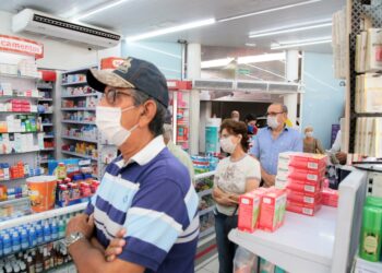 População tem acesso a medicamentos gratuitos em estabelecimentos do programa Farmácia Popular