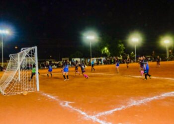 Prefeitura transforma praças dos bairros em centros de esporte, lazer e integração familiar