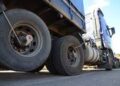 Eixos suspensos de caminhões carregados passam a ser cobrados na BR-163 em MS