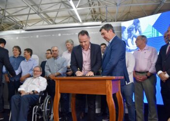 Fiems e governo de MS assinam convênio para qualificar 3,4 mil trabalhadores para a indústria