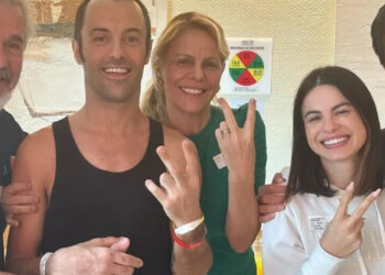 Mãe de Kayky Brito publica primeiras fotos do ator após alta hospitalar