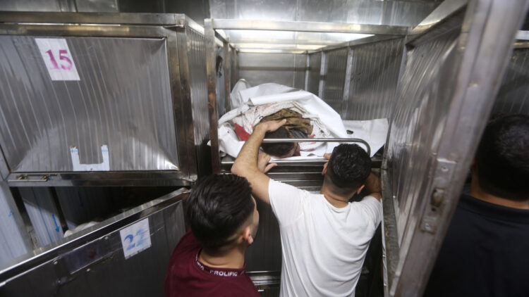 Famílias tentam reconhecer mais de  260 corpos da rave, após terrorismo do Hamas
