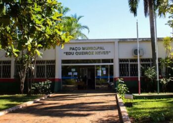 MPT recomenda ao prefeito de Paranaíba que tire o vídeo em que assedia trabalhadores de suas redes sociais