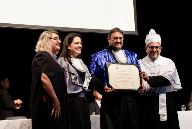Presidente da Fiems, Sérgio Longen recebe título de Doutor Honoris Causa pela UFMS
