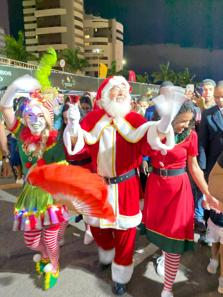 Campanha para doação de brinquedos e parque de Natal são destaques do fim de semana