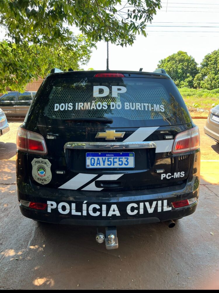 Homem é preso por perseguir e ameaçar professora de 61 anos no interior