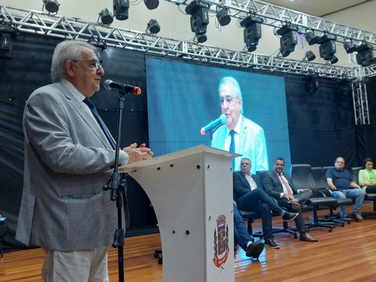 Presidente do TCE-MS é homenageado pela União das Câmara de Vereadores