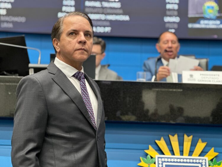 Posse dos membros da Frente Parlamentar Invasão Zero será nesta quarta