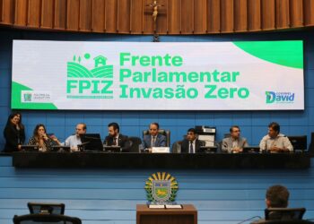 Membros da Frente Parlamentar Invasão Zero são empossados na Assembleia Legislativa