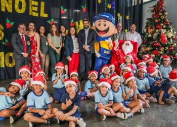 Papai Noel dos Correios reacende a esperança de crianças em todo o Brasil