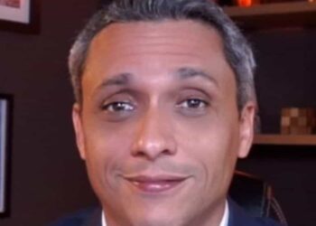 Bolsonarista diz que vai punir filha se ela tirar boa nota no Enem; veja vídeo