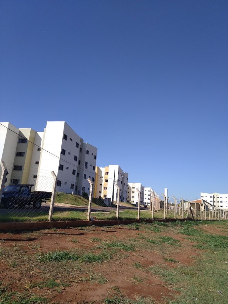 AGORA: Bebê de 4 meses cai do quarto andar de condomínio, em Campo Grande