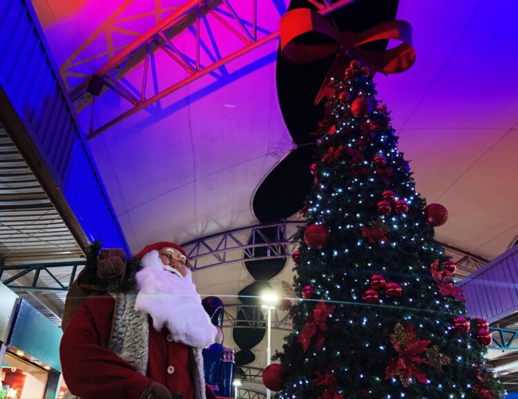 Natal da Feira Central começa nesta terça com show, sobá com desconto e atrações gratuitas