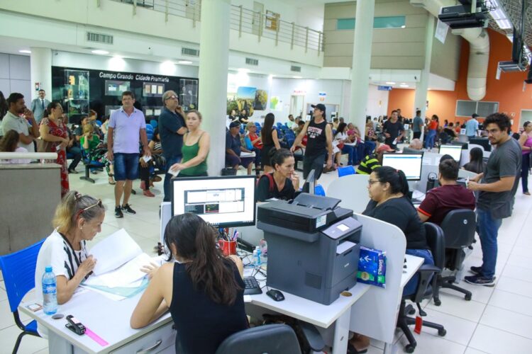 Refis entra no penúltimo dia; contribuintes têm até amanhã para aproveitar descontos