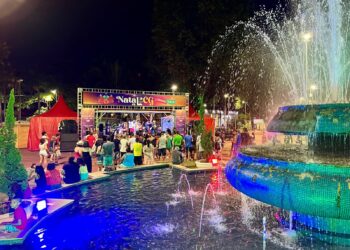 Última noite Natalina na Praça Ary Coelho encerra programação no Centro da Capital com ares de Carnaval