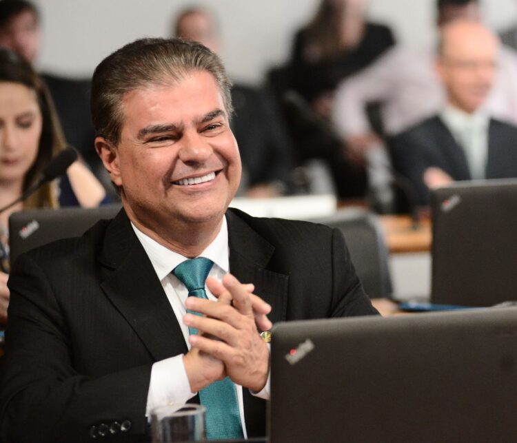 Comissão do Senado aprova projeto de senador que classifica síndrome de Tourette como deficiência