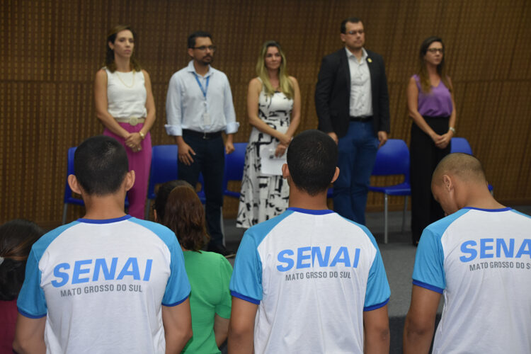 Senai forma socioeducandos da Unei Dom Bosco em curso de pedreiro de revestimento