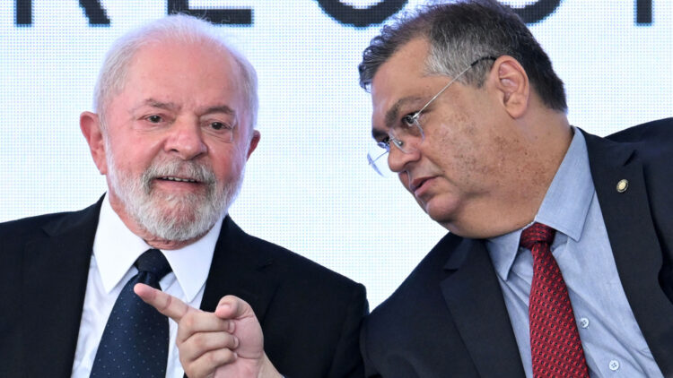 Dino é apovado para o STF e Gonet para PGR