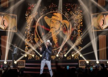 VÍDEO: Loubet apresenta faixa inédita do DVD “10 Anos”