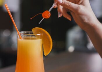 Conheça aqui receitas de Caipirosca, Aperol e Bellini