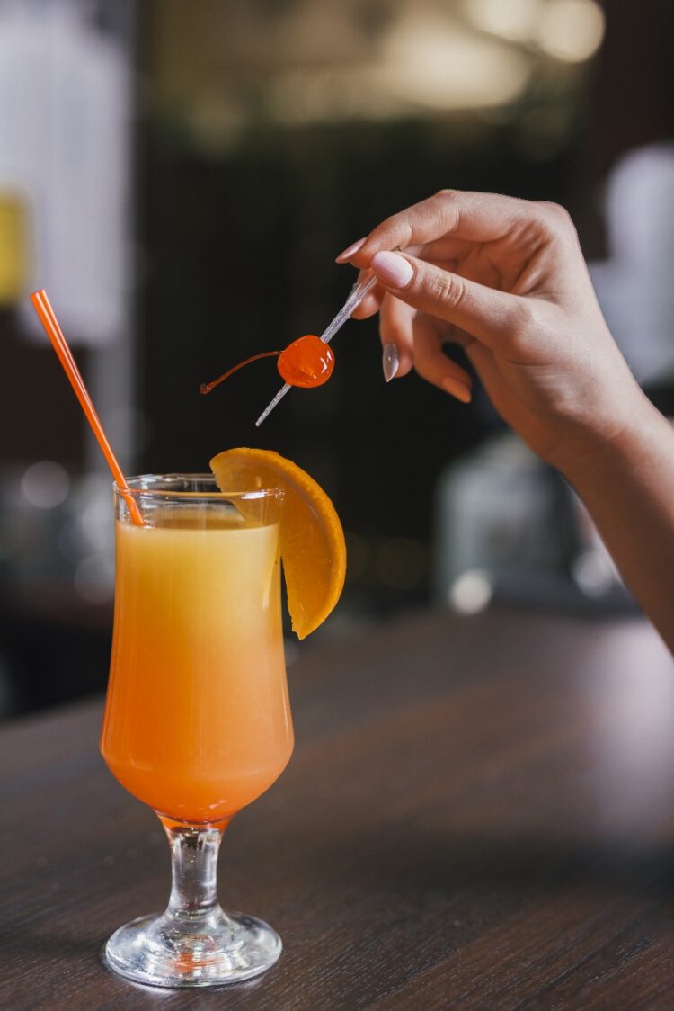Conheça aqui receitas de Caipirosca, Aperol e Bellini
