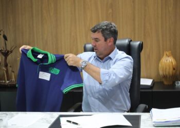 Alunos e servidores da Educação terão novo uniforme do Governo de MS. Confira o que muda: