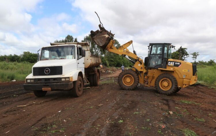 Prefeitura promove força-tarefa e realiza mais de 500 vistorias em terrenos das 7 regiões da Capital